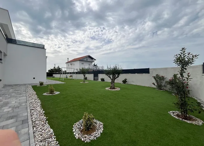 Villa Mara